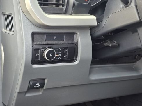 Used 2024 Ford F350 XLT w/ 360-Degree Camera Package AWD/4WD image 21