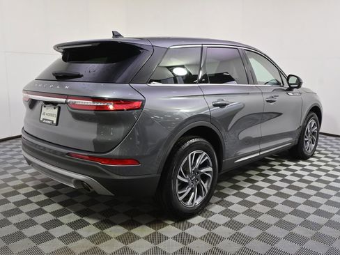 Used 2023 Lincoln Corsair AWD w/ Equipment Group 101A image 7