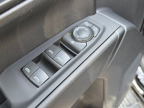 Certified 2022 Chevrolet Silverado 1500 Custom image 15