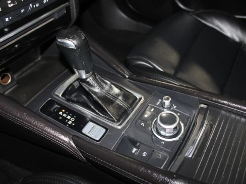 Used 2017 MAZDA MAZDA6 Touring FWD image 18
