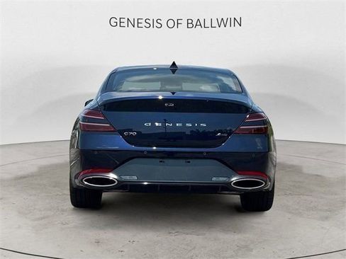 Used 2026 Genesis G70 2.5T Prestige image 7