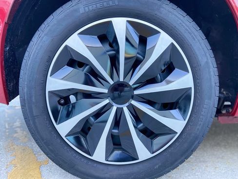 Used 2014 Toyota Corolla LE FWD image 11