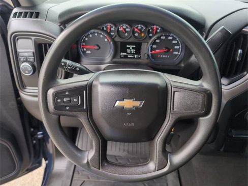 Used 2021 Chevrolet Silverado 1500 Custom image 11