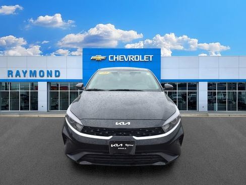 Certified 2023 Kia Forte LXS FWD image 8