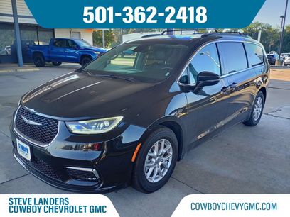 Used 2022 Chrysler Pacifica Touring-L