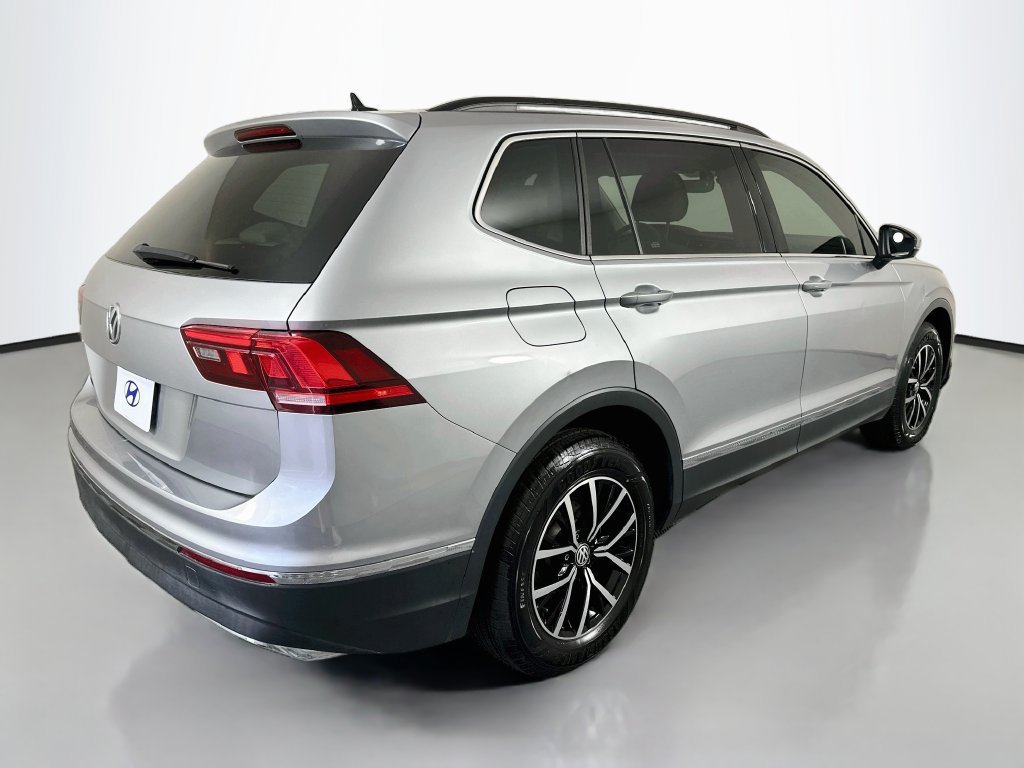 Used 2021 Volkswagen Tiguan SE FWD image 5