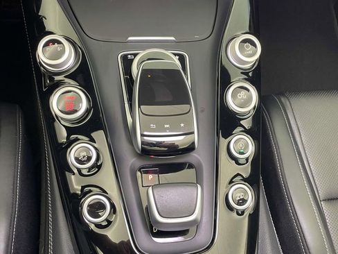 Used 2018 Mercedes-Benz AMG GT Roadster image 27