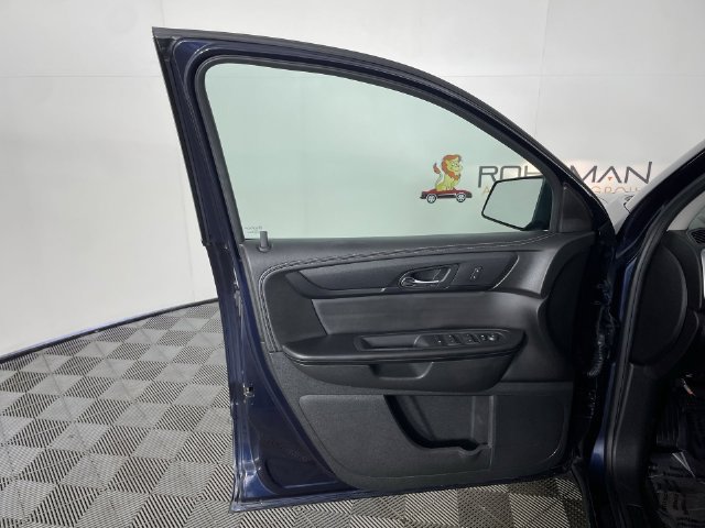 Used 2015 GMC Acadia SLE AWD/4WD image 31