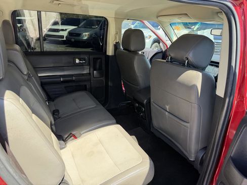 Used 2017 Ford Flex SEL w/ Equipment Group 202A image 16
