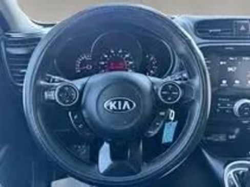 Used 2018 Kia Soul + FWD image 14