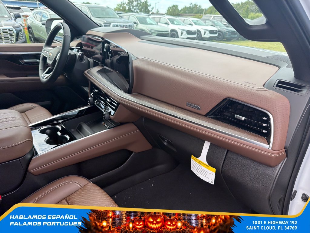 New 2026 Chevrolet Suburban High Country AWD/4WD image 38