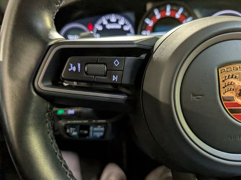 Certified 2020 Porsche 911 Carrera S image 31