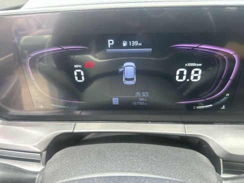 Used 2024 Kia Telluride S FWD image 23