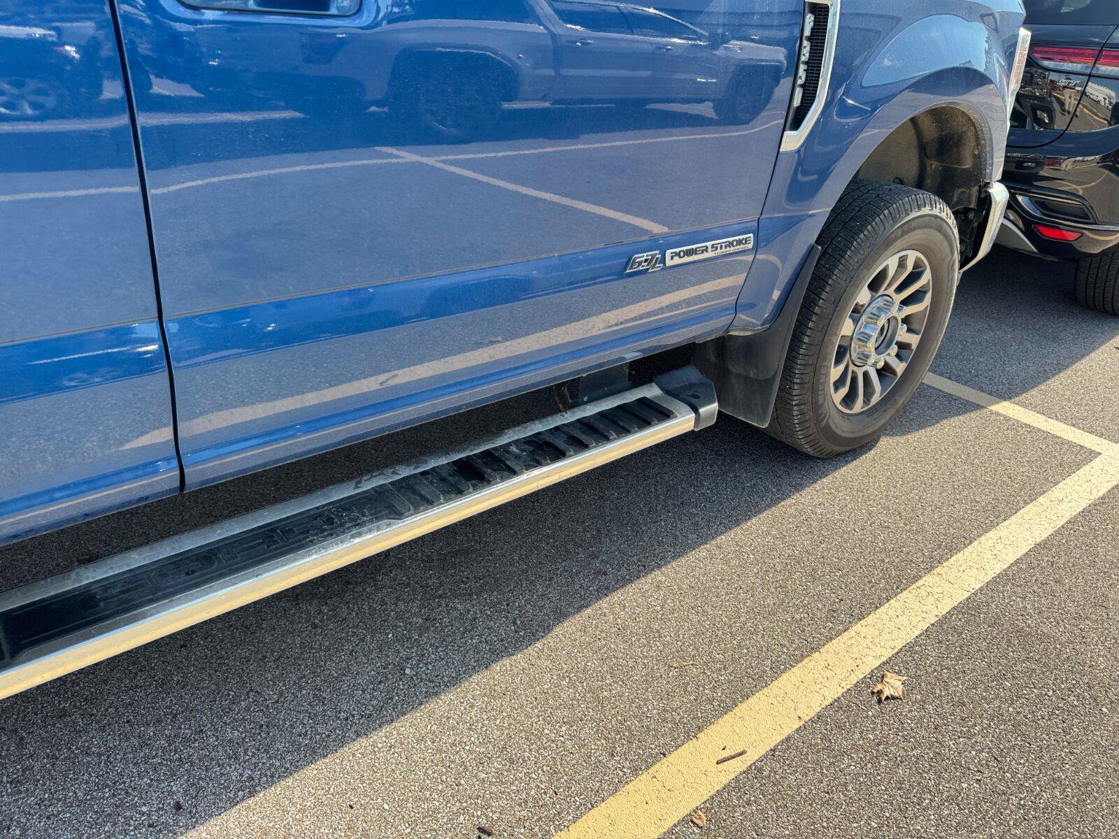 Used 2022 Ford F350 Lariat w/ Lariat Ultimate Package AWD/4WD image 8