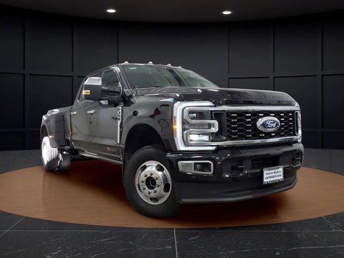 New 2026 Ford F350 Platinum w/ Platinum Plus Package AWD/4WD image 1