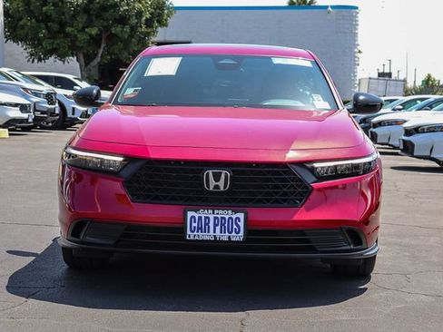 Used 2025 Honda Accord Sport image 4