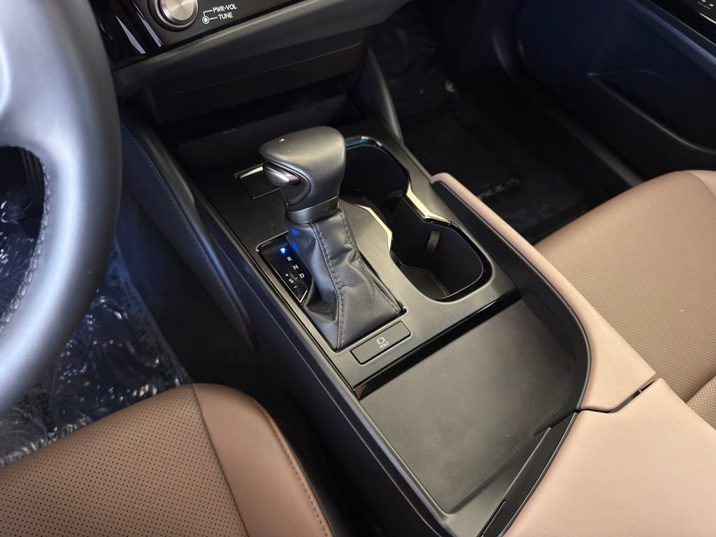 Certified 2025 Lexus ES 350 w/ Accessory Package (Z2) FWD image 21