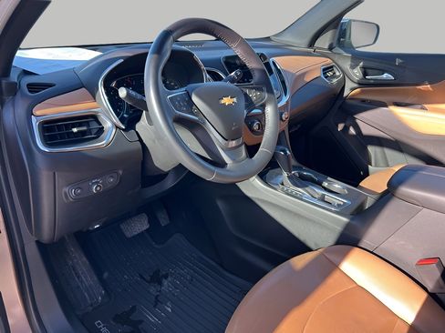 Used 2018 Chevrolet Equinox Premier image 25