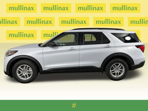 New 2026 Ford Explorer Active RWD image 11