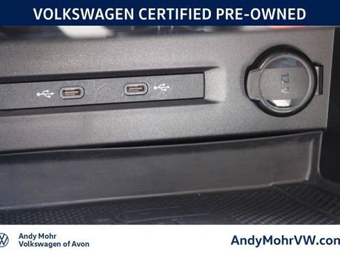 Used 2023 Volkswagen Taos SE FWD image 39