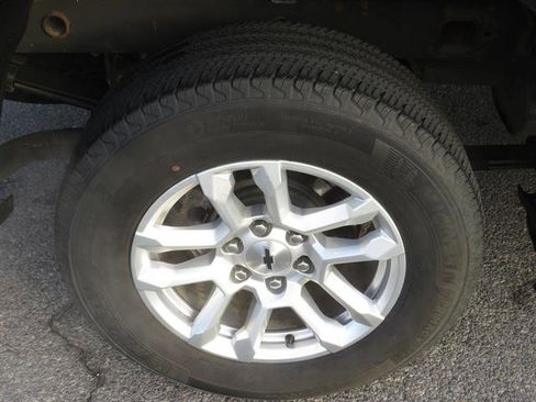 Used 2022 Chevrolet Silverado 1500 RST w/ Convenience Package II image 11