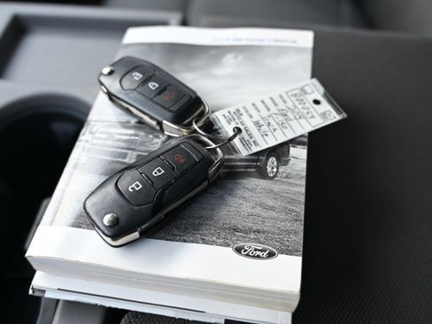 Used 2015 Ford F150 XLT w/ Equipment Group 301A Mid image 27