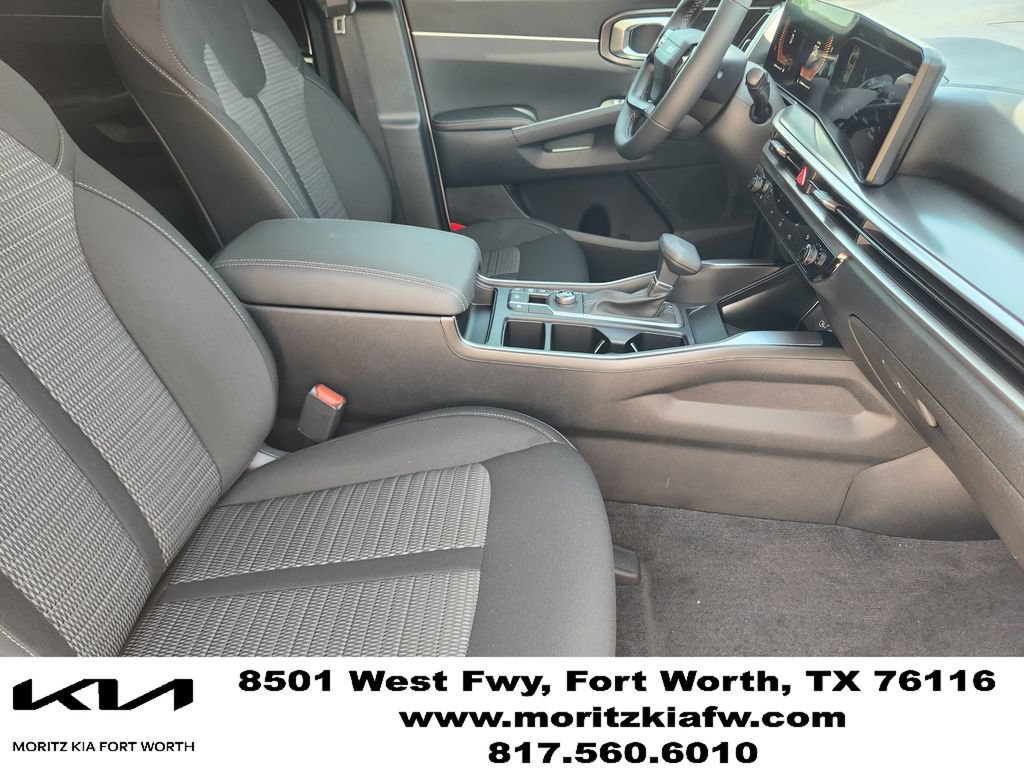 New 2026 Kia Sorento LX FWD image 10