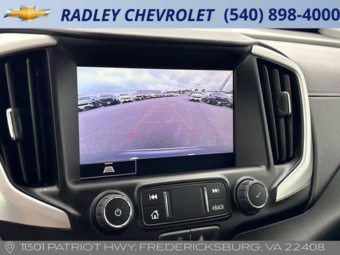 Used 2023 GMC Terrain SLE w/ Driver Convenience Package AWD/4WD image 9
