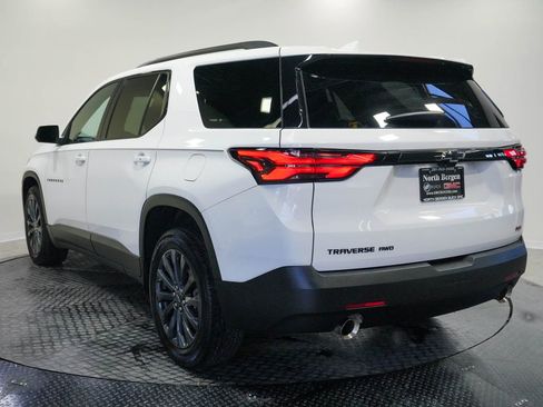 Used 2023 Chevrolet Traverse RS w/ LPO, Floor Liner Package AWD/4WD image 6