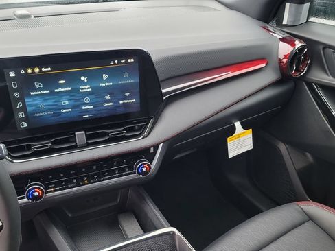 New 2026 Chevrolet Equinox RS w/ Convenience Package III FWD image 21