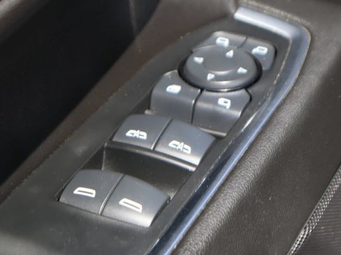 Used 2024 GMC Sierra 1500 SLT RWD image 16