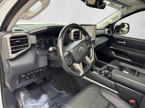 Used 2022 Toyota Tundra Limited w/ Power Package AWD/4WD image 12