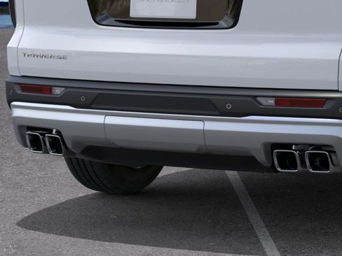New 2026 Chevrolet Traverse LT image 14