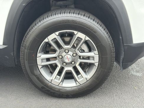 Used 2025 GMC Terrain Elevation FWD image 10