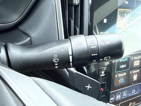 Used 2023 Subaru Outback Touring XT AWD/4WD image 15