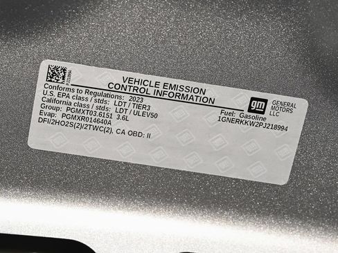 Used 2023 Chevrolet Traverse Premier w/ Redline Edition FWD image 16