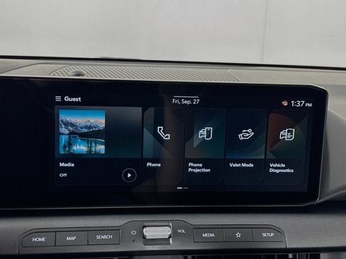 New 2025 Kia K4 LXS image 17