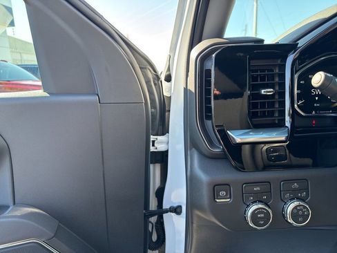 New 2026 GMC Sierra 1500 Elevation image 14