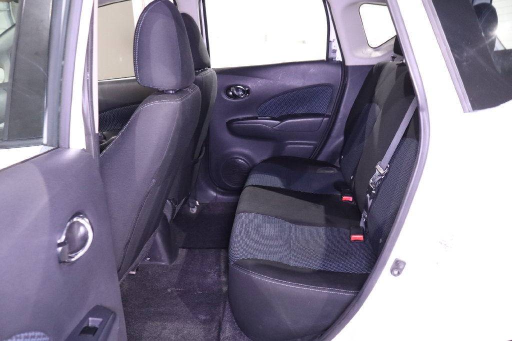 Used 2016 Nissan Versa Note SV FWD image 27