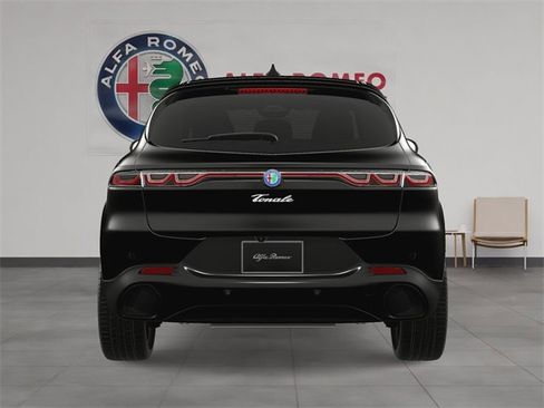 New 2025 Alfa Romeo Tonale image 10