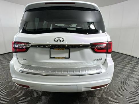 Used 2023 INFINITI QX80 Premium Select w/ Cargo Package AWD/4WD image 3