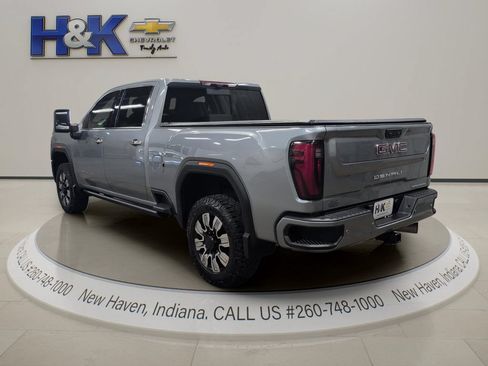 Used 2024 GMC Sierra 2500 Denali w/ Denali Reserve Package AWD/4WD image 4