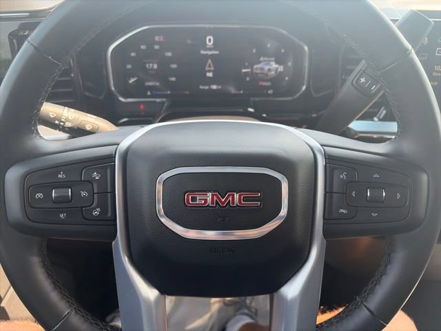 Used 2026 GMC Sierra 1500 SLT AWD/4WD image 21