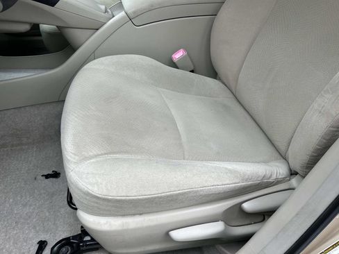 Used 2011 Toyota Prius Two image 18