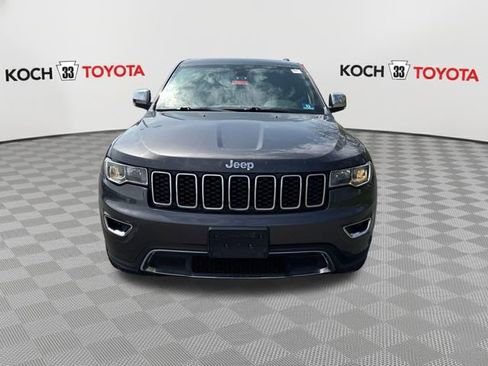 Used 2018 Jeep Grand Cherokee Limited w/ Trailer Tow Group IV image 2