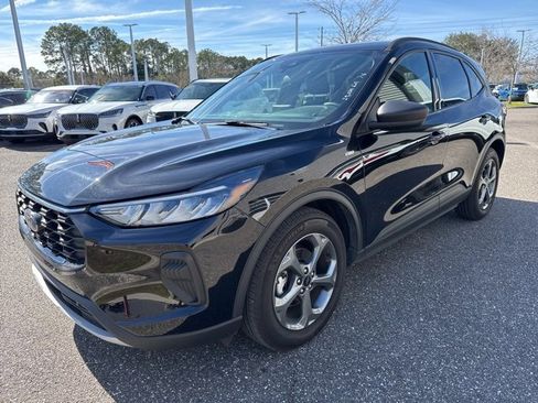 Used 2025 Ford Escape ST-Line image 7