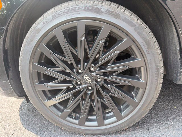 Used 2025 Hyundai Santa Fe Calligraphy AWD/4WD image 10