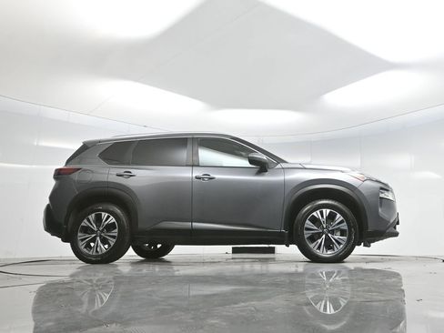Used 2023 Nissan Rogue SV w/ SV Premium B Package image 62