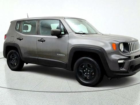 Used 2019 Jeep Renegade Sport AWD/4WD image 3
