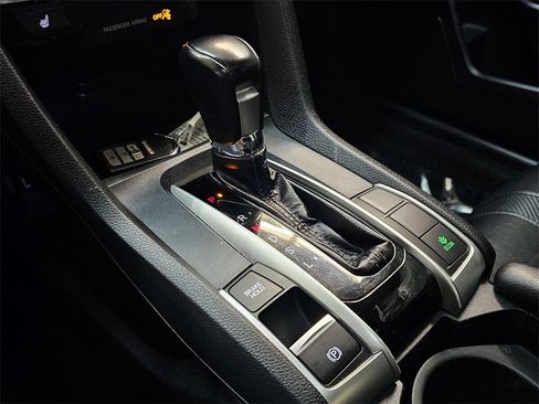 Used 2016 Honda Civic Touring image 29